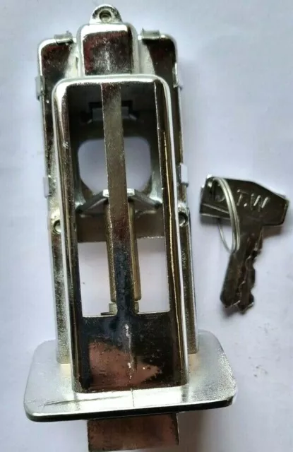 ukscooters VESPA CHROMED SEAT LOCK WITH TWO KEYS ET3 V50 PRIMAVERA KING QUEEN