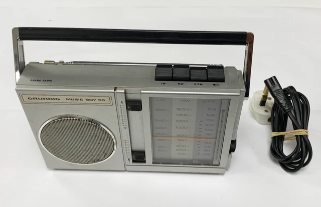 Vintage Grundig Music boy 50 -  3 band Portable radio