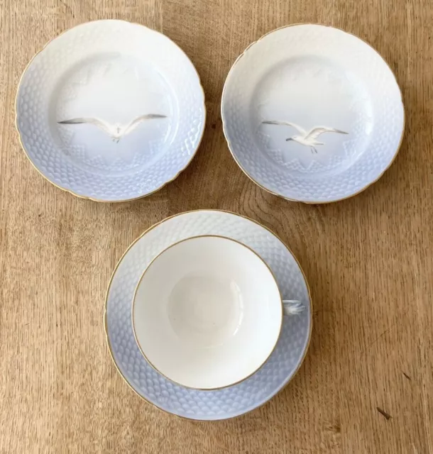 B&G Bing & Grondahl Copenhagen Denmark "Seagull".  Cup, saucer & 2 side Plates