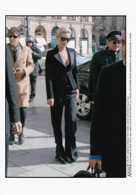 Kate Moss Paparazzi Candid Ritz Paris mars 2009 Original Vintage