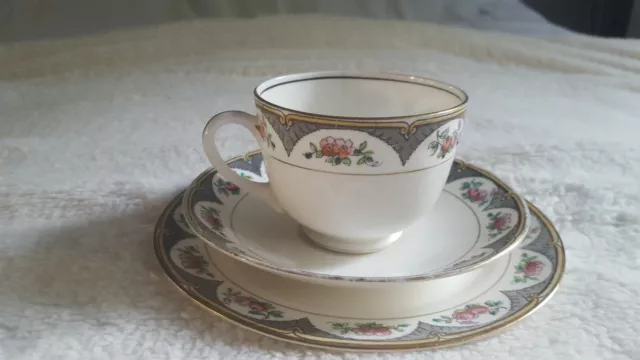 Vintage Foley Fine Bone China Tea Trio