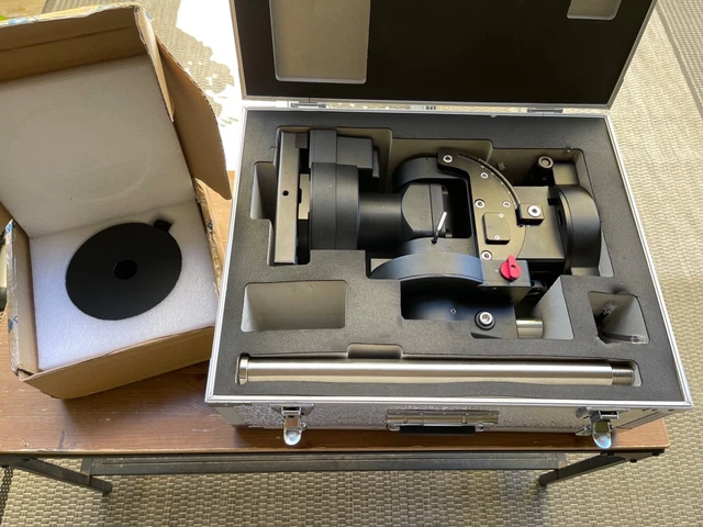 Montaje iOptron CEM70ECW con iPolar y contrapeso de 21 libras - C704AW0