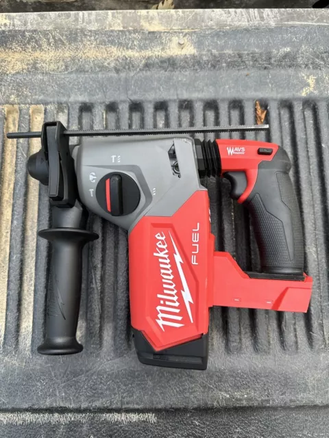 Milwaukee M18 Fuel 1in Rotary Hammer Drill