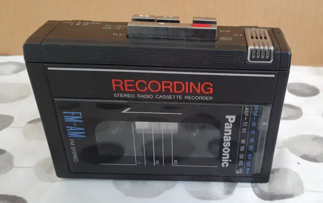 Panasonic RQ-A60 AM/FM Radio Kassetten Recorder Walkman 