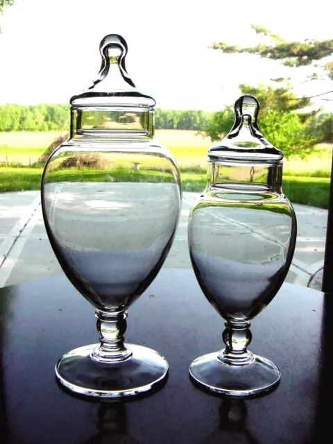 2 ViNTaGe Tear Drop Footed ArT GLaSs Drug Store Show Globe Apothecary Candy Jars