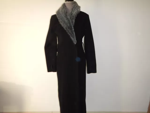 Manteau femme "Jennyfer " taille 36 en bon état-sans ceinture