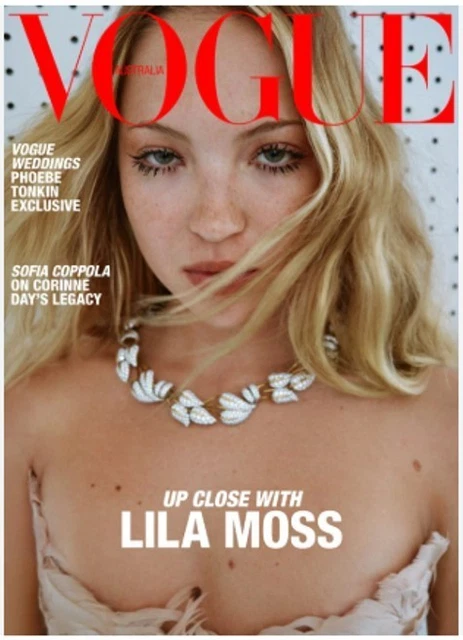 女性情報誌 Vogue Australia Magazine December 2021 女性情報誌 Vogue Australia Magazine December 2021 Vogue