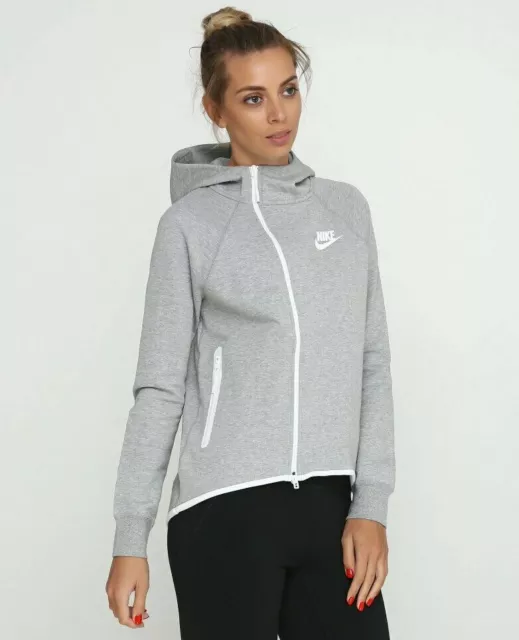 Nike 930757 on sale