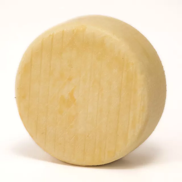 Formaggio Pecorino - Artigianale - Forma Intera circa 1 Kg. - Sardo 100%