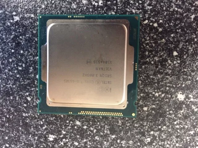Processeur CPU Intel Core I3-540 3.06Ghz 4Mo 2.5GT/s FCLGA1156 Dual Core  SLBTD - MonsieurCyberMan