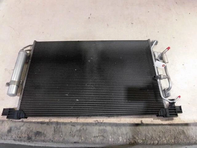 MITSUBISHI Delica D5 2007 DBA-CV5W Condensatore 7812A030 [usato] [PA64217875]