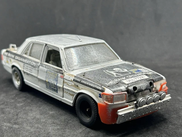 Mercedes 450 SEL Burago 1/24 Grise – A Restaurer