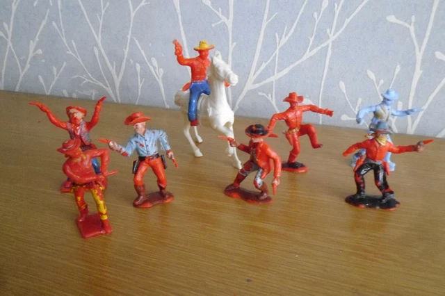 Lot De Figurines Plastique Cowboys – Comansi / Reamsa – 54 Mm – Espagne