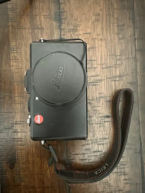 Leica D-LUX 5 10.1MP Digital Camera - Black