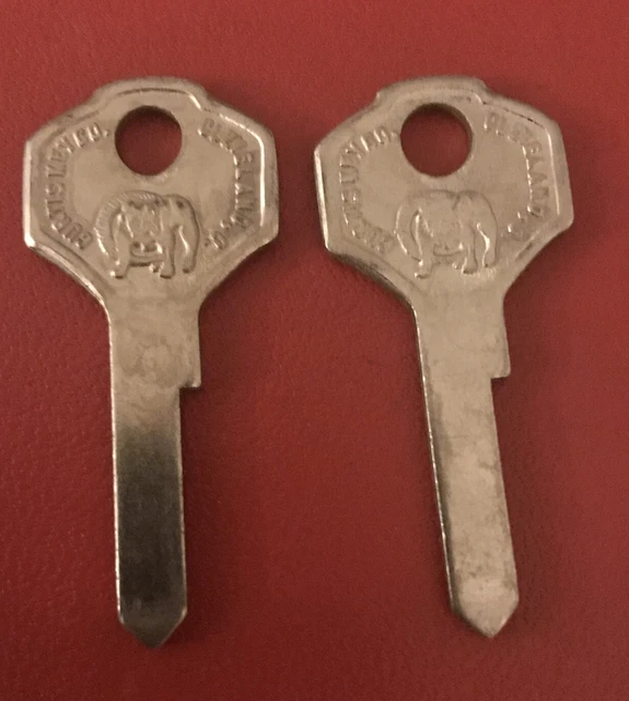 Curtis brand key blanks H-10   H10    set of 2                               [L]