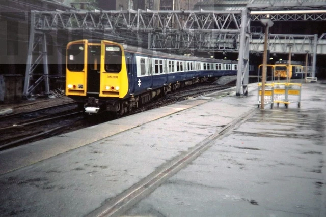 35MM SLIDE BR British Railways EMU Class 315 315828 1984 Original £4.99 ...