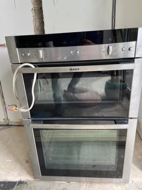 NEFF built in double oven U15E52.3GB Used