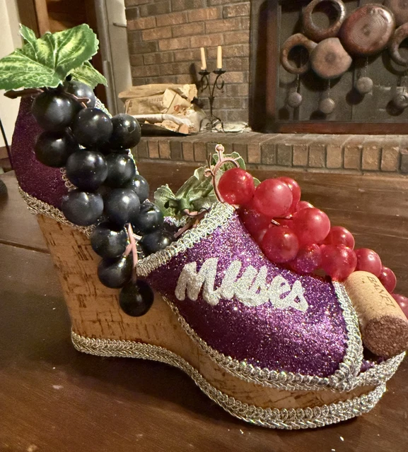 NOLA MARDI GRAS 2025 💜💚💛 Krewe of Muses Return of SuperMuse Title Float Shoe 29.10 PicClick CA
