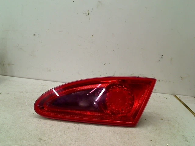 1P0945094 PANNEAU ARRIÈRE DROIT AVEC LAMPE Seat Leon (1P1) 2010