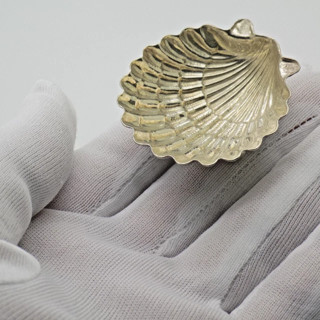 Vintage Italian Handmade Genuine Silver RARE Shell Shaped Mini Decorative Bowl