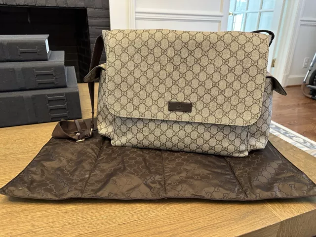 Gucci GG  Unisex Diaper Bag Supreme / Weekender made in Italy Retails 1690