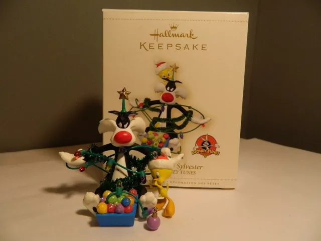 Hallmark Keepsake Sprucing Up Sylvester Looney Tunes Ornament 2006