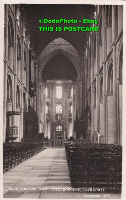 R373016 Schiff mit Blick nach Osten Peterborough Kathedrale. 109. RP. Akkarte