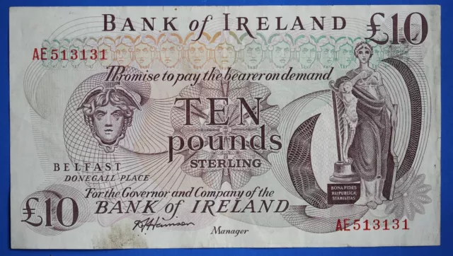 1972 Bank of Ireland, Ten pound, Harrison, £10 banknote, "AE 513131"  [26921]