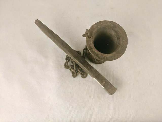 Ancien Mortier & Pilon Fonte Apothicaire Pharmacy Médicine S4