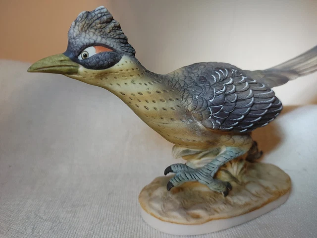 Vintage Lefton Road-Runner Running Bird Figurine #KW3209 Hand Painted Porcelain