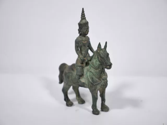 Bronze Figor Bodhisattva Gottheit auf Pferd aus Thailand und Burma Asiatika