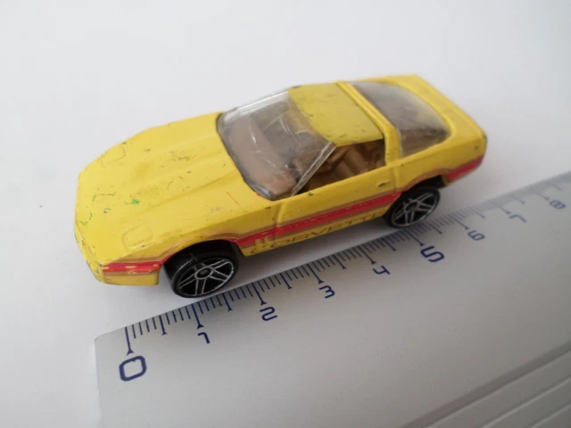 Voiture Miniature Hot Wheels - Modèle Coupé Jaune Avec Tête Rouge Sur Portière - Occasion