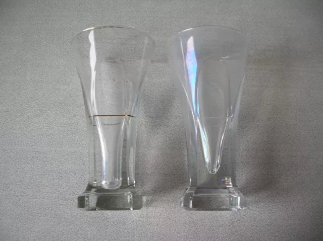 Lot de 2 anciens verres à absinthe pastis pied carré fond épais de 14 cm