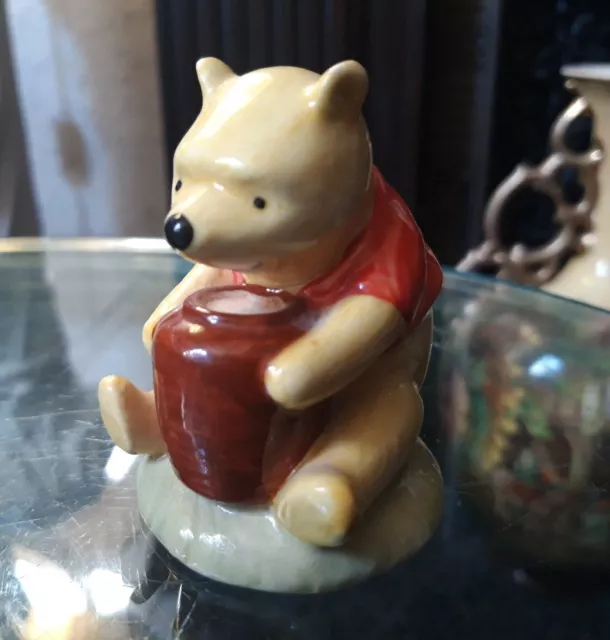 Royal  Doulton Winnie The Pooh & The Honey Pot Wp 1   Winnie The Pooh Figure