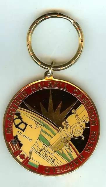 Vintage STS-74 ATLANTIS SPACE SHUTTLE COIN TOKEN MEDAL MEDALLION NASA KEY RING