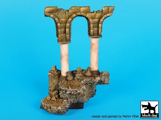 BLACK DOG 1/35 Columns Section Vignette / Diorama Base No.2 (10cm x 7cm ...