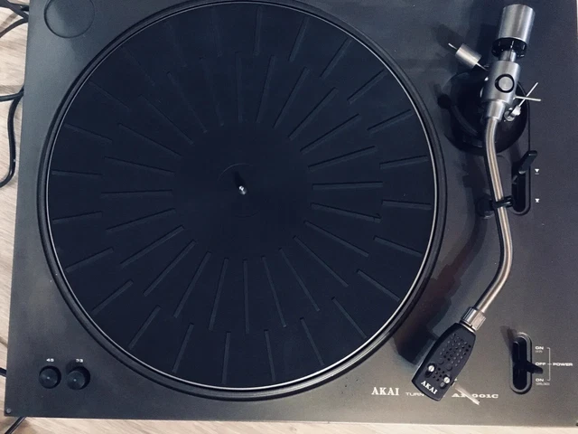 PLATINE VINYLE TOURNE Disque Akai Semi Automatic Turntable Model Ap-A1 Vintage EUR 55,00