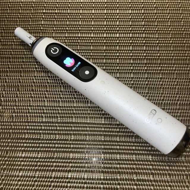 Cepillo de dientes eléctrico recargable Oral-B iO serie 10