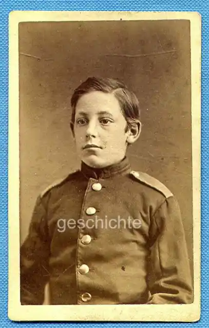 Foto, sehr junger Soldat in Uniform, aus Hannover, um 1875 !!!