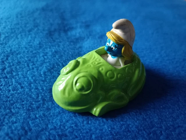 RR Smurfette Puffetta ESCI 1/43 Die Cast Metal Vintage rana verde green frog car