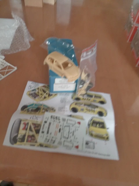 Kit Maquette Provence Moulage 1/43 - Renault Clio V6 24V 1999, Complet, Occasion
