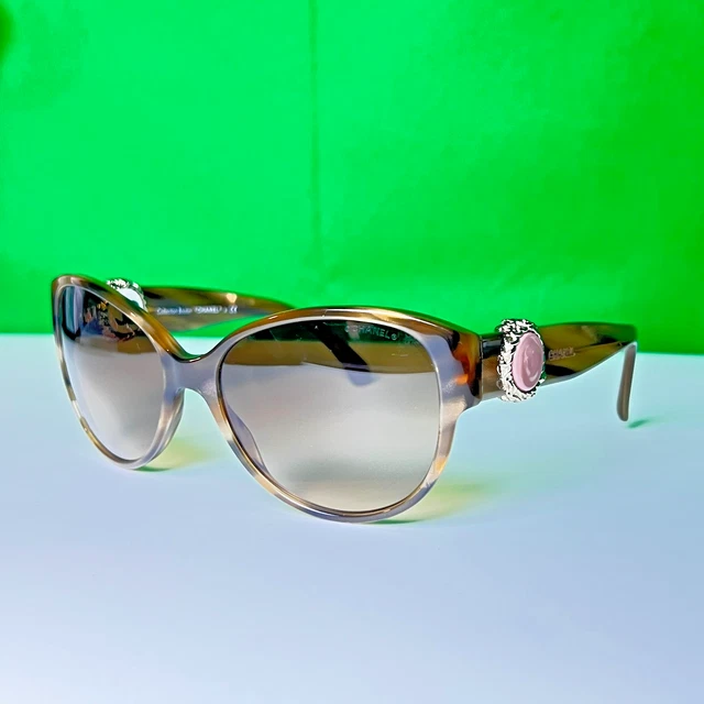 RARE Chanel 5192 Bouton Cat-Eye Sunglasses – Model C.1101/3B Brown – Authentic