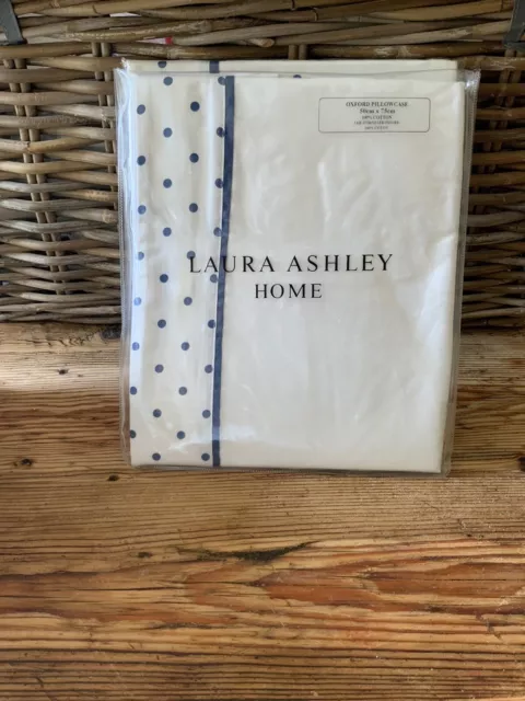 Vintage Laura Ashley Pair Pillowcases Bnwt Sabine White With Royal Blue Spots