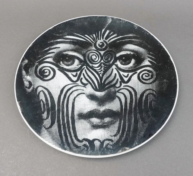 Fornasetti Italy Tema E Variazioni Porcelain Scherzer Bavaria 10.25" Plate Fornasetti Italy Tema E Variazioni Porcelain Scherzer Bavaria 10.25" Plate