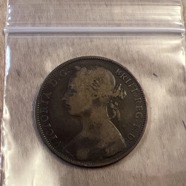 1885  * Queen Victoria *Great Britain*  Large One Penny Coin