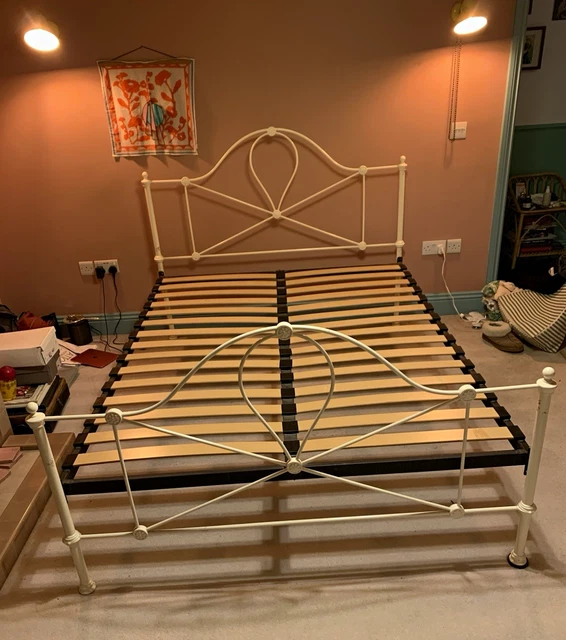 WHITE METAL KING Size Bed Frame with Headboard & Footboard, Slatted ...