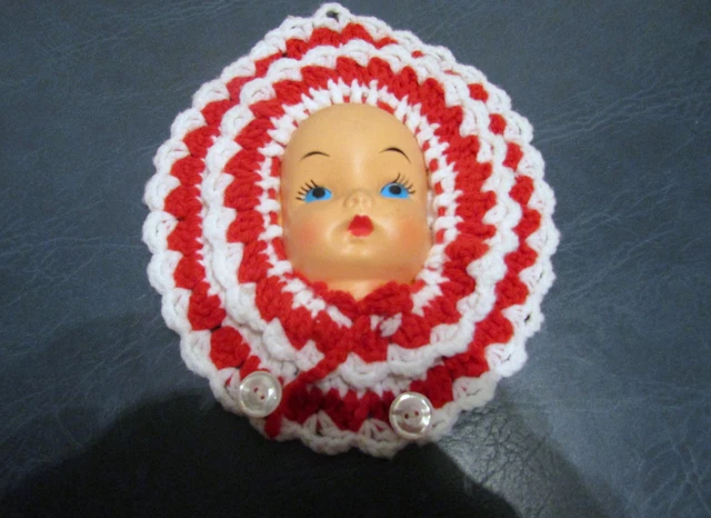 ¡Colgante de pared bordado facial de plástico vintage!