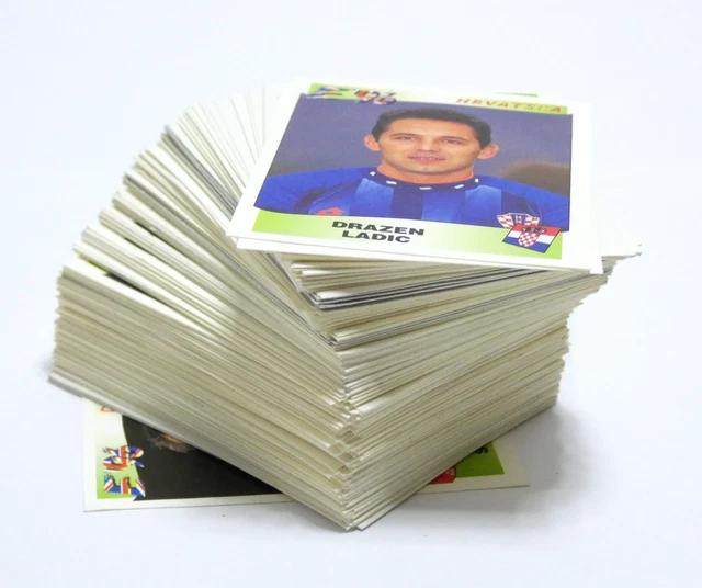 LOT DE 160 Cartes Pokemon EB08 Poing De Fusion Sans Doubles De Neuves