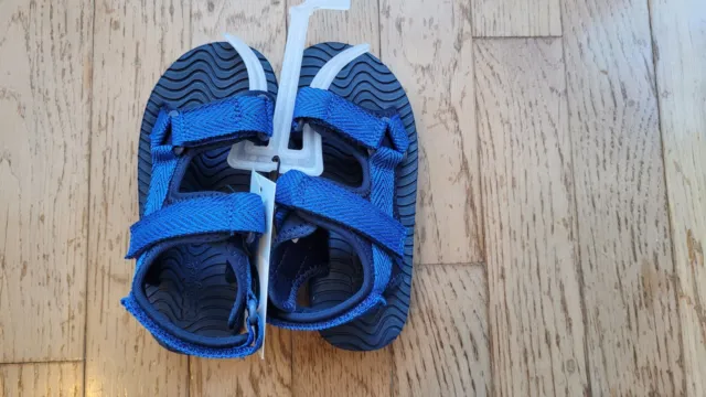 Toddler Boys' Size 9 Zion Blue Sandals Cat And Jack Strappy