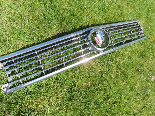 1963 Buick Electra Lesabre grill grille good used part front medallion emblem